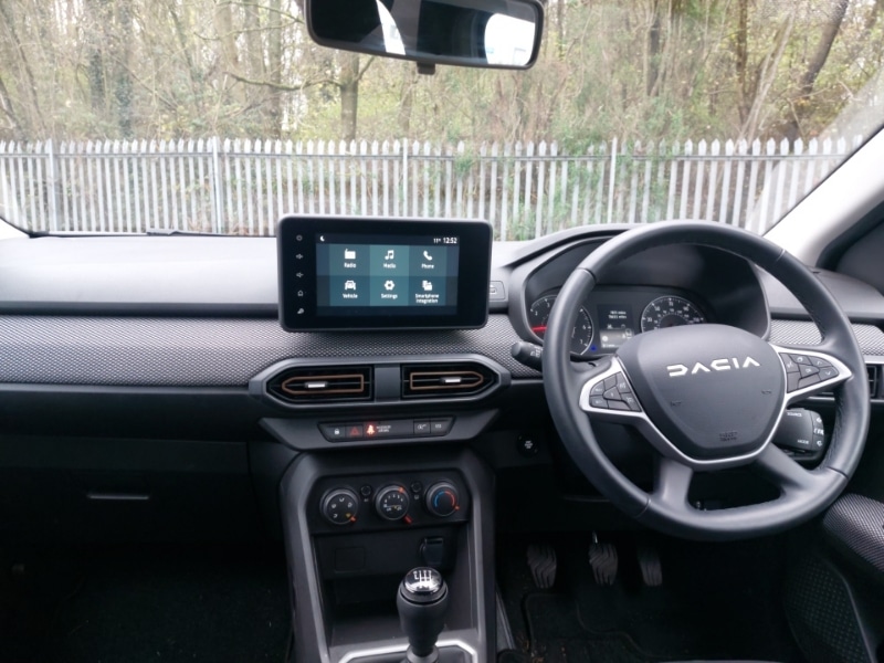 Used Dacia Sandero Stepway 2024 for sale - 76644488: Photo 2