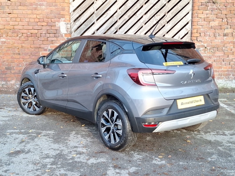 Used Renault Captur 2022 for sale - 76880681: Photo 3