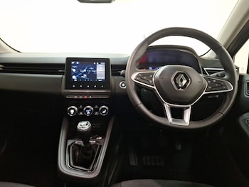 Used Renault Clio 2023 for sale - 79505341: Photo