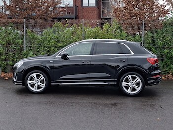 Used Audi Q3 2021 for sale - 76987477: Photo