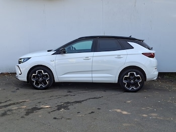 Used Vauxhall Grandland 2023 for sale - 79242357: Photo