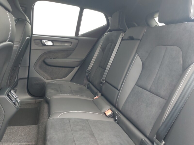 Used Volvo XC40 2025 for sale - 78219851: Photo 6