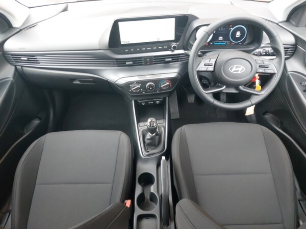 Used Hyundai KONA 2025 for sale - 76272665: Photo 2