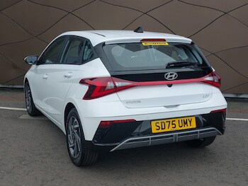 Used Hyundai KONA 2025 for sale - 76272665: Photo 3