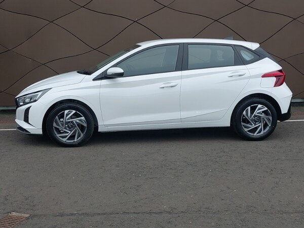 Used Hyundai KONA 2025 for sale - 76272665: Photo 4