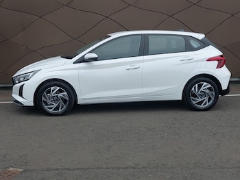 Used Hyundai KONA 2025 for sale - 76272665: Photo 4