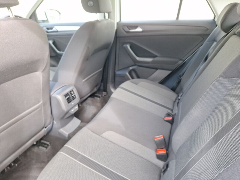 Used Volkswagen T-Roc 2023 for sale - 78152125: Photo 6