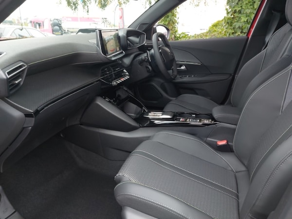 Used Peugeot 2008 2025 for sale - 76275312: Photo 5