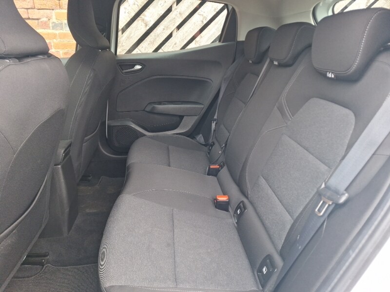 Used Renault Clio 2022 for sale - 76861214: Photo 6