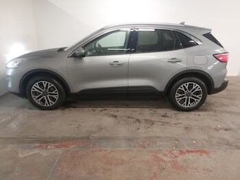 Used Ford Kuga 2022 for sale - 76875551: Photo