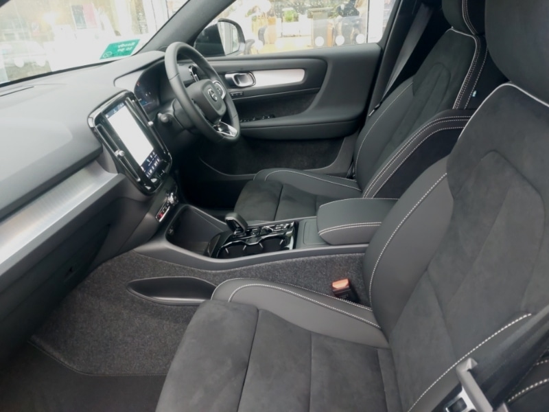 Used Volvo XC40 2025 for sale - 77419579: Photo 5