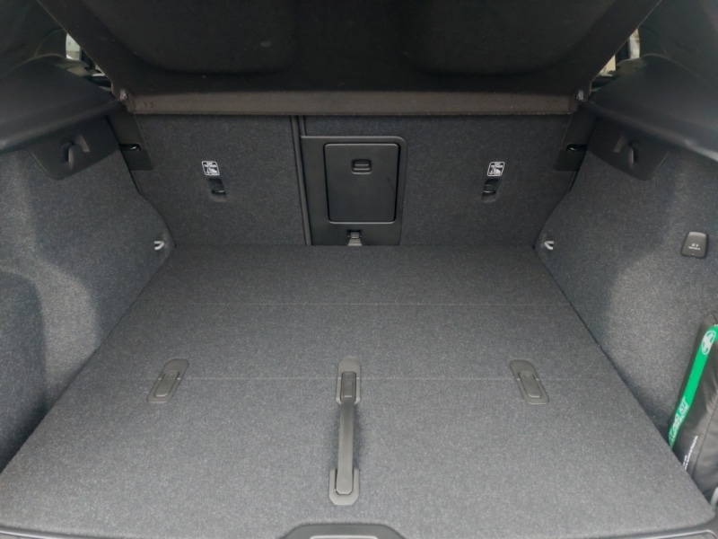 Used Volvo XC40 2025 for sale - 77419579: Photo 8