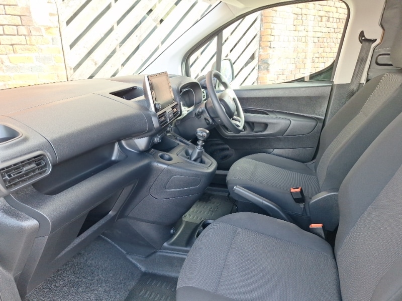 Used Citroen Berlingo 2024 for sale - 76708874: Photo 2