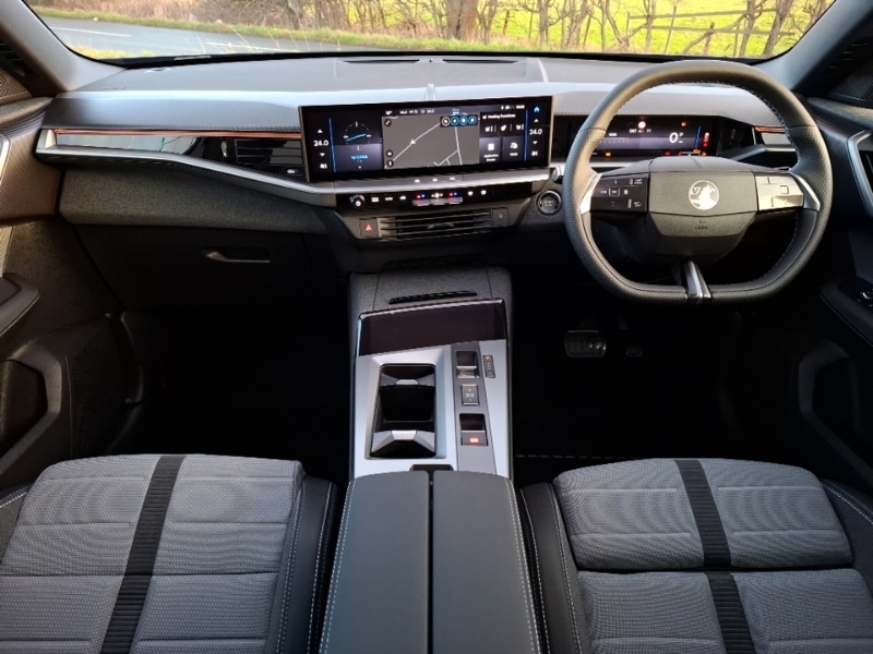 Used Vauxhall Grandland 2025 for sale - 77393196: Photo 2