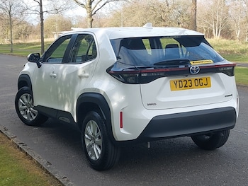 Used Toyota Yaris Cross 2023 for sale - 78275099: Photo