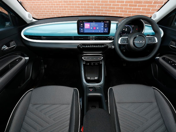 Used Fiat 600 2025 for sale - 76233243: Photo 2