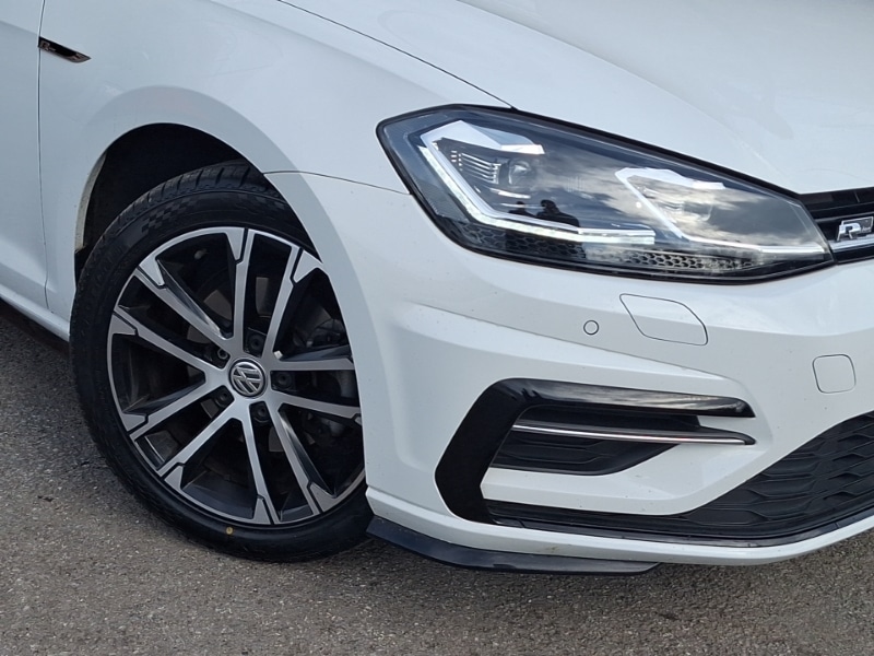 Used Volkswagen Golf 2020 for sale - 77682704: Photo 9