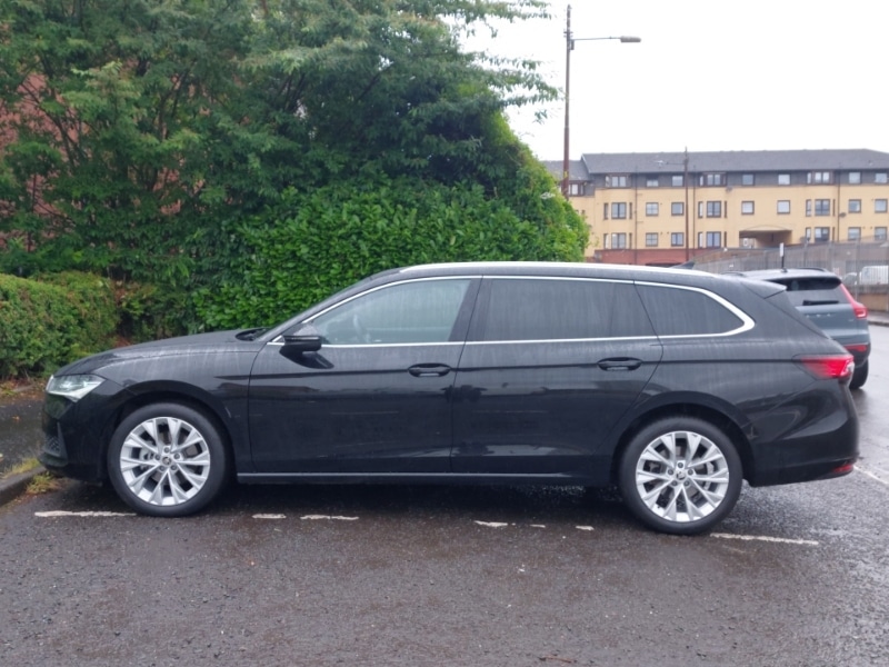 Used Skoda Superb 2024 for sale - 76648734: Photo 4