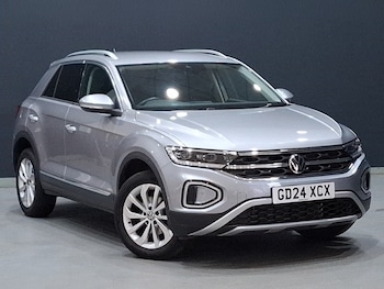 Used Volkswagen T-Roc 2024 for sale - 78872924: Photo