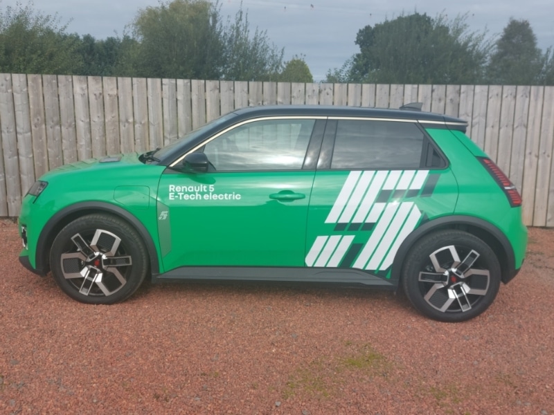 Used Renault 5 2025 for sale - 76695030: Photo 4