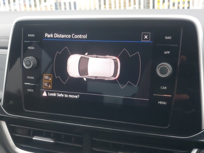 Used Volkswagen T-Roc 2023 for sale - 77923920: Photo 11