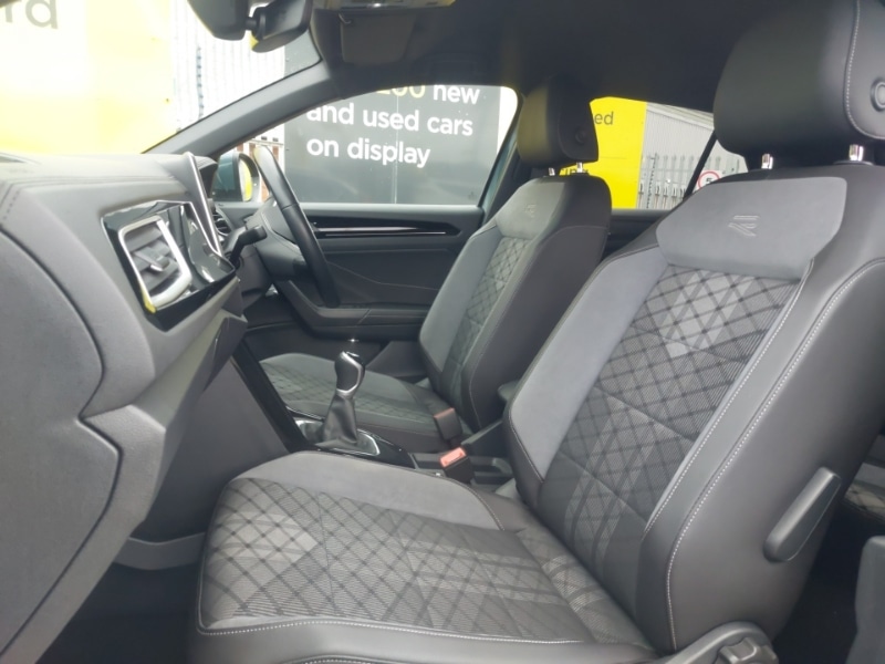 Used Volkswagen T-Roc 2023 for sale - 77923920: Photo 5