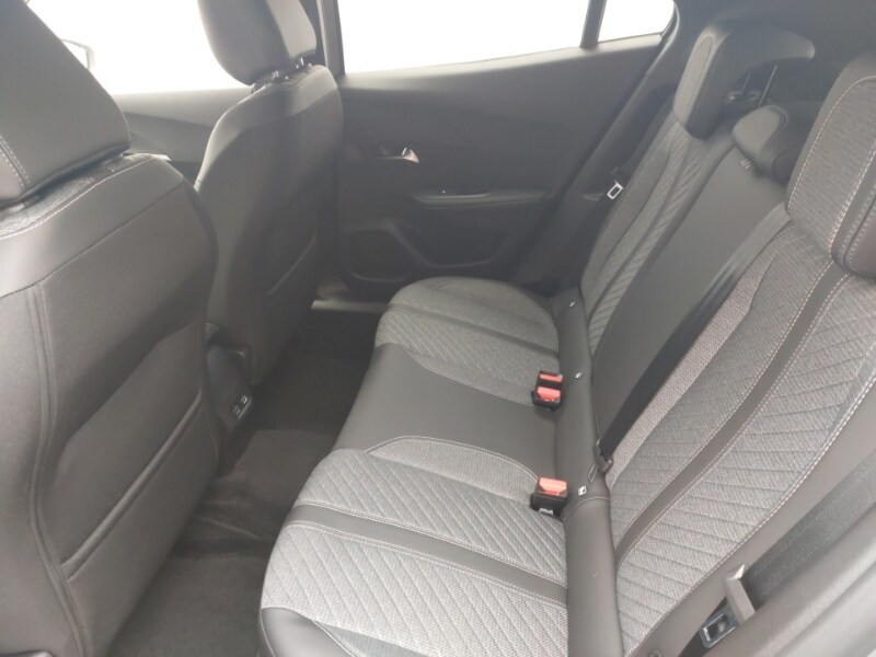 Used Peugeot 2008 2024 for sale - 77732100: Photo 6