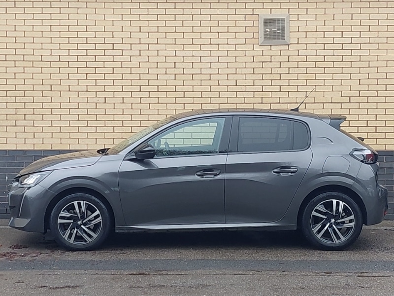 Used Peugeot 208 2023 for sale - 77956229: Photo 4