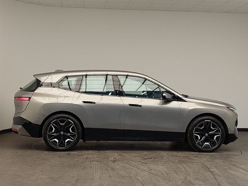 Used BMW iX 2023 for sale - 77876937: Photo 2