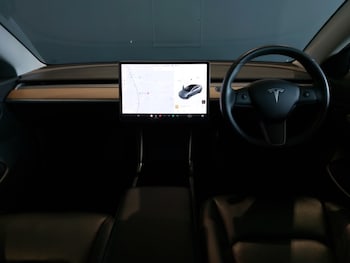 Used Tesla Model 3 2020 for sale - 76335282: Photo