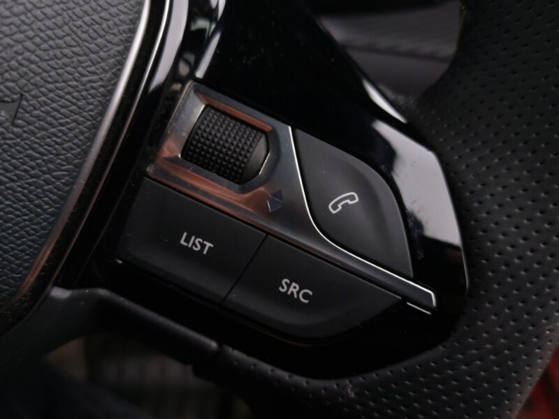 Used Peugeot 2008 2023 for sale - 77832973: Photo 12