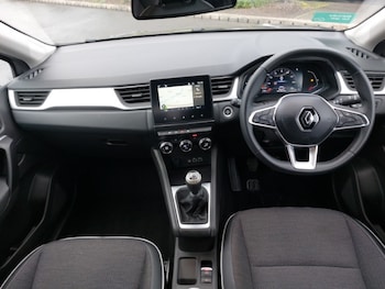 Used Renault Captur 2024 for sale - 78269708: Photo