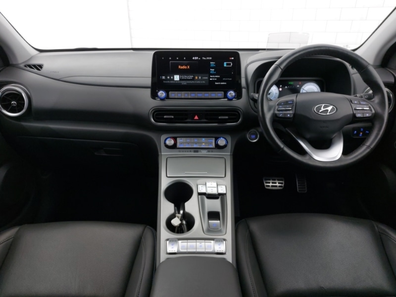Used Hyundai KONA 2021 for sale - 77495668: Photo 2