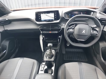 Used Peugeot 2008 2023 for sale - 78967361: Photo