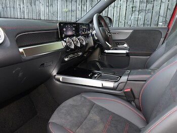 Used Mercedes-Benz EQB 2025 for sale - 78152109: Photo