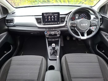 Used Kia Stonic 2023 for sale - 78510015: Photo