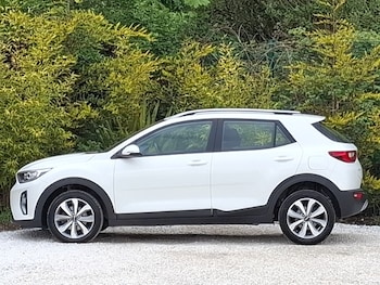 Used Kia Stonic 2023 for sale - 78510015: Photo