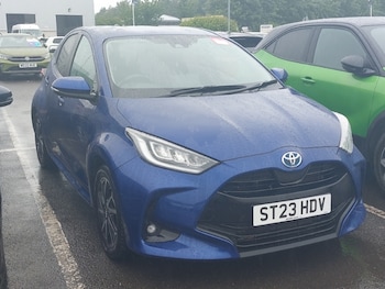Used Toyota Yaris 2023 for sale - 78945917: Photo