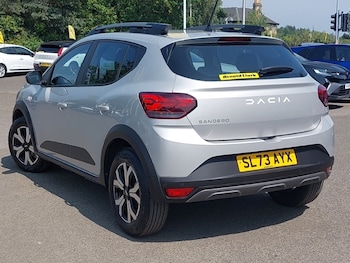 Used Dacia Sandero Stepway 2023 for sale - 79231141: Photo