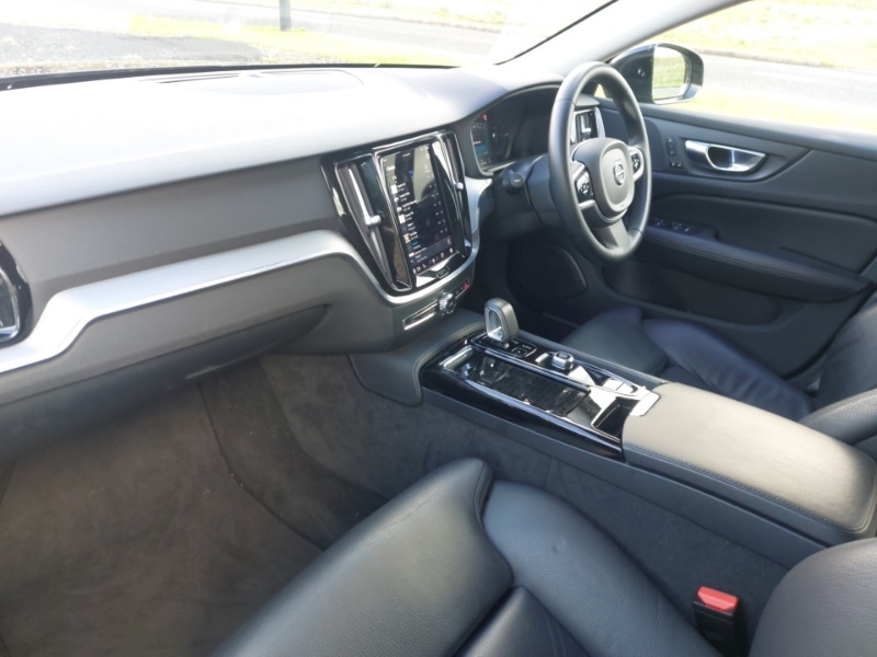 Used Volvo V60 2022 for sale - 76682770: Photo 5