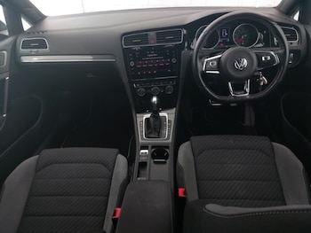 Used Volkswagen Golf 2019 for sale - 75909356: Photo