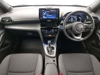 Used Toyota Yaris Cross 2022 for sale - 77414406: Photo
