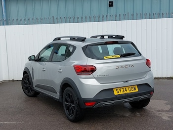 Used Dacia Sandero Stepway 2024 for sale - 79585570: Photo