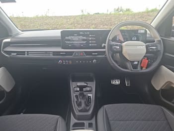 Used Kia Stonic 2025 for sale - 79666096: Photo