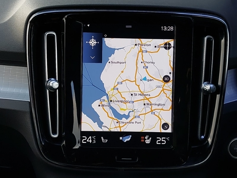 Used Volvo XC40 2023 for sale - 77405875: Photo 10