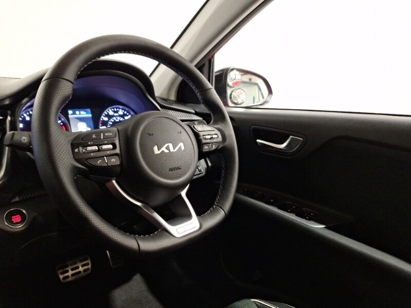 Used Kia Stonic 2023 for sale - 77299151: Photo 10