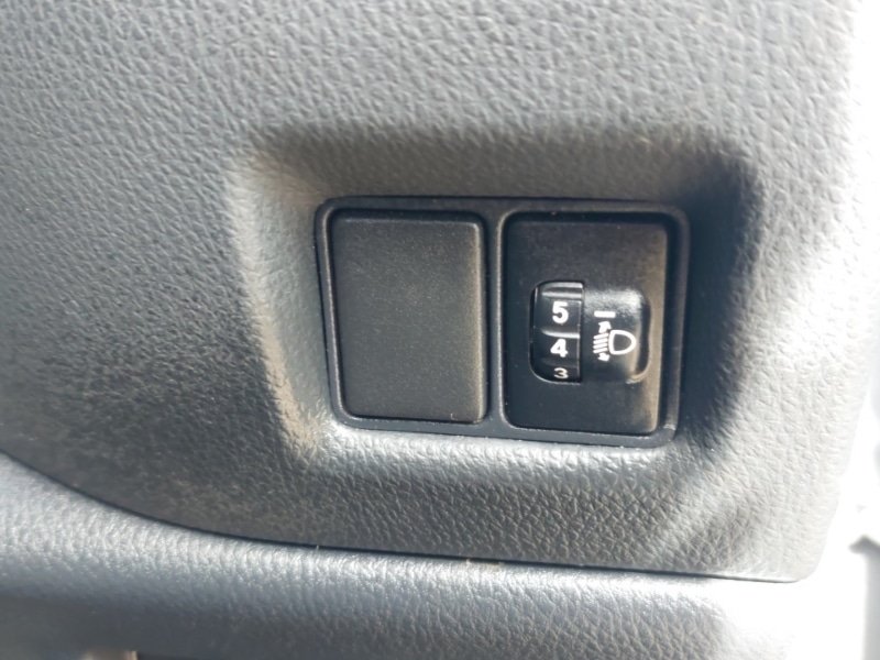 Used Toyota C-HR 2023 for sale - 78133328: Photo 10