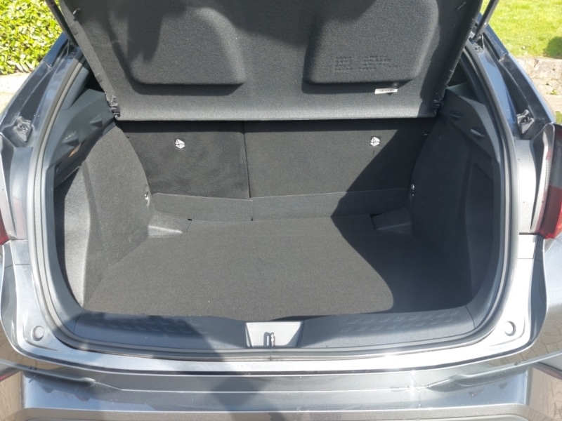 Used Toyota C-HR 2023 for sale - 78133328: Photo 8