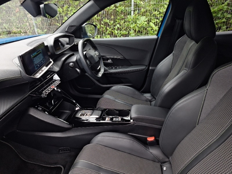 Used Peugeot 2008 2023 for sale - 77150461: Photo 5