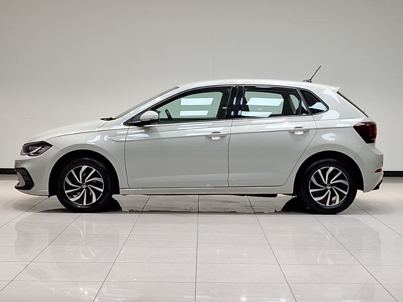 Used Volkswagen Polo 2023 for sale - 77015173: Photo 4